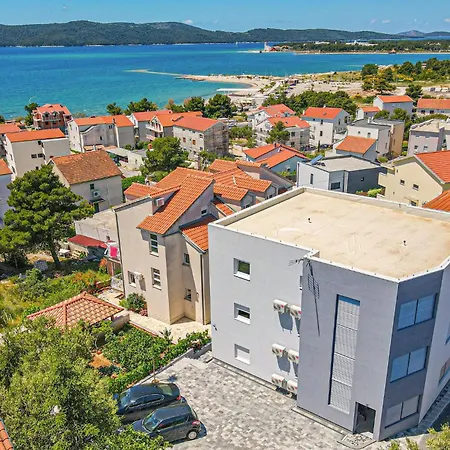 Apartment Lovely In Brodarica With Kitchen Brodarica (Sibenik-Knin)