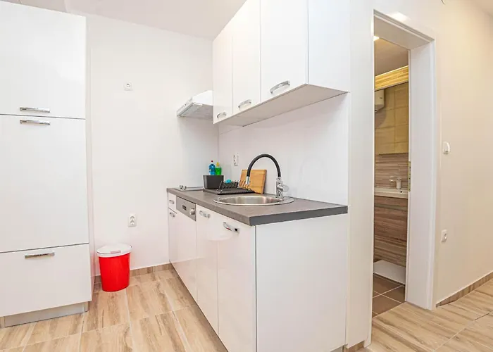 Apartment Stunning In Brodarica (Sibenik-Knin)